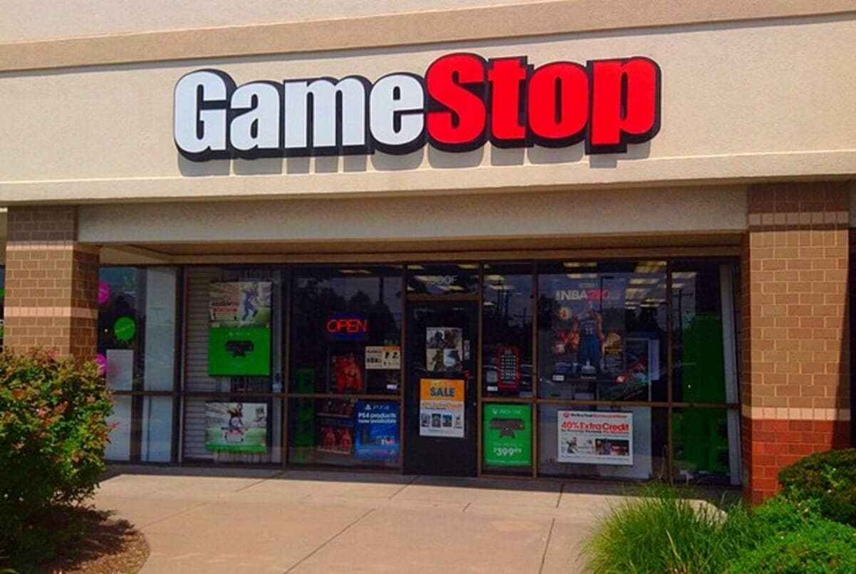 GameStop、ビットコインを準備資産に追加することを承認